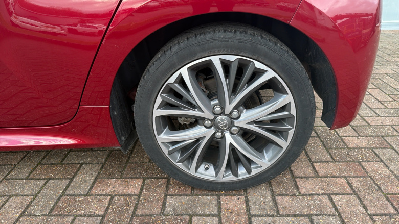 Toyota Yaris 1.5 Hybrid Excel 5dr CVT Hybrid Hatchback